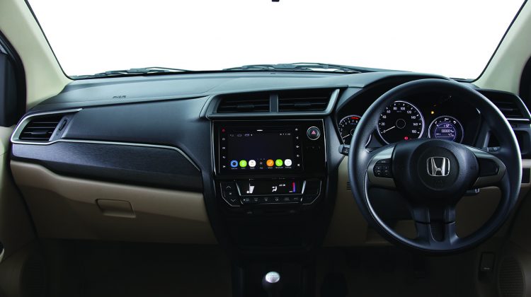 7" Display Audio with Navigation System